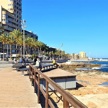 098 Acogedor Con El Balcon Y Wifi 公寓 *